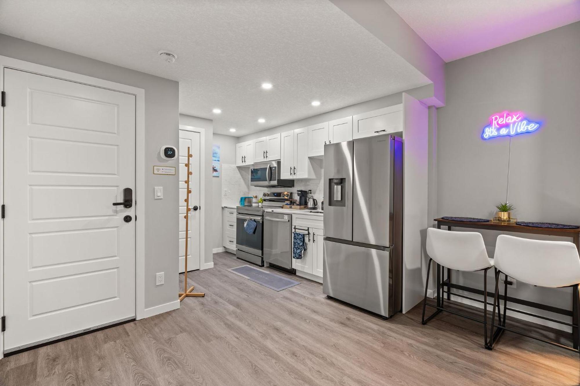 Meriweather - Calgary Breathtaking 1-Bedroom Apartment Экстерьер фото